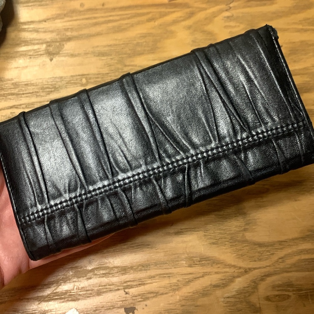 Prada Black Quilted Leather Chain Shoulder Bag - Picture 2 of 16